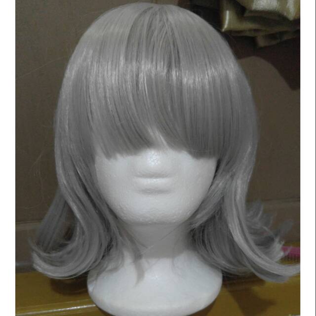 Short shoulder leght cosplay wig /  short grey wig/ rambut palsu abu-abu panjang sebahu