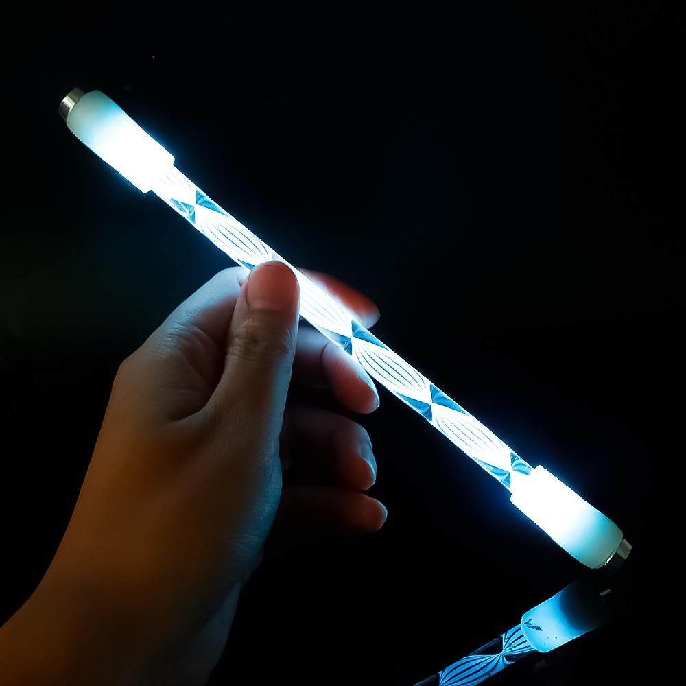 1pc Pen Putar LED Luminous Flexible Bahan Akrilik Anti slip Untuk Pelajar