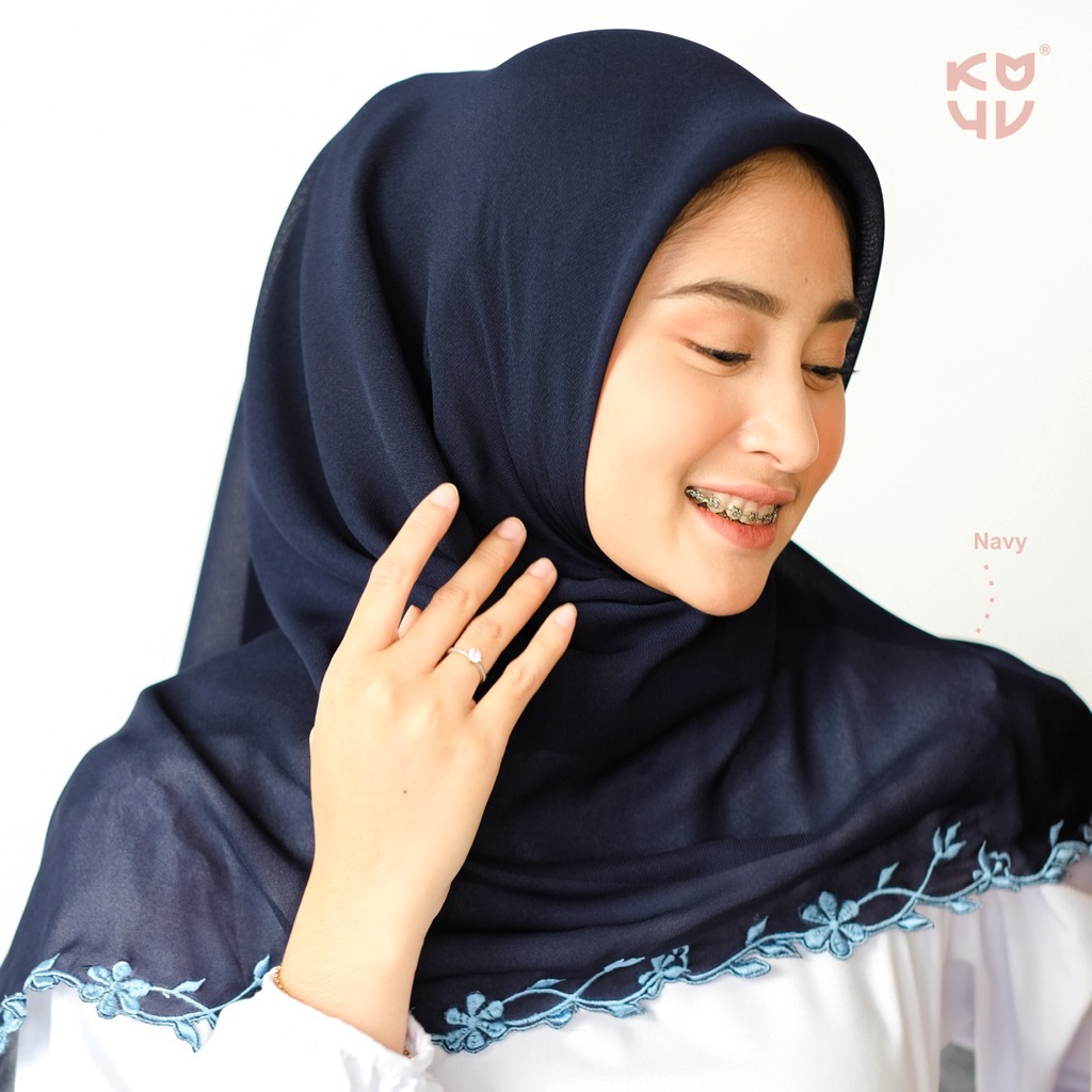 Hijab Segiempat Lace ( Bunga ) Embroidery