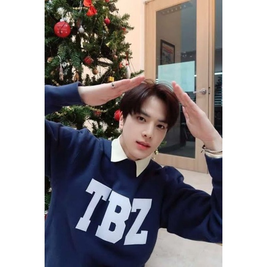 (S - 6XL) Sweater THE BOYZ TBZ CHRISTMASSY Crewneck Jumbo BIGSIZE OVERSIZE S M L XL 2XL 3XL 4XL 5XL 6XL Jaket SWEATSHIRT Korean Harajuku Idol K-Pop Style