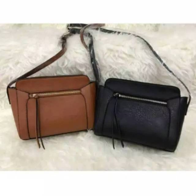 STRADIVARIUS SLING BAG ORIGINAL
