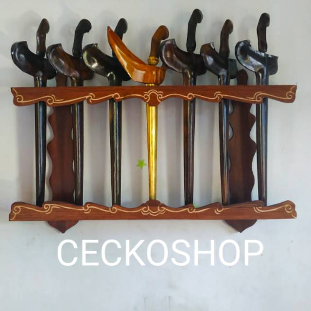 Blawong tempat keris tempel dinding isi 7 bahan kayu jati promo murah
