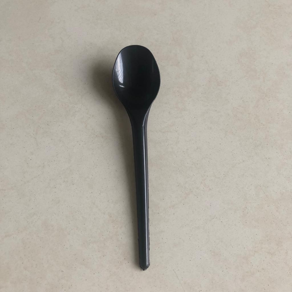Sendok Makan Plastik Hitam HCP - isi 100pc