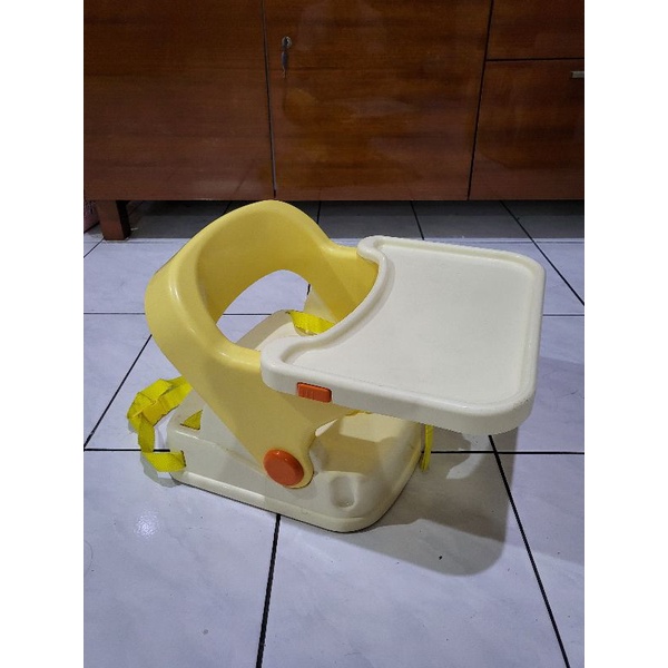 PRELOVED RICHELL BABY CHAIR / BOOSTER SEAT / KURSI MAKAN ANAK / BAYI