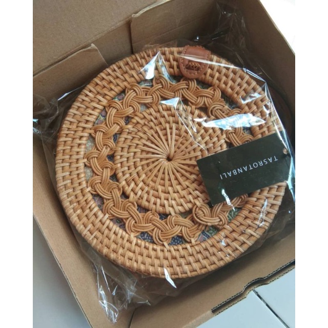 TAS SELEMPANG | TAS ROTAN BALI | TAS ROTAN | RATTAN BAG | TAS WANITA | TAS UNIK | SLINGBAG