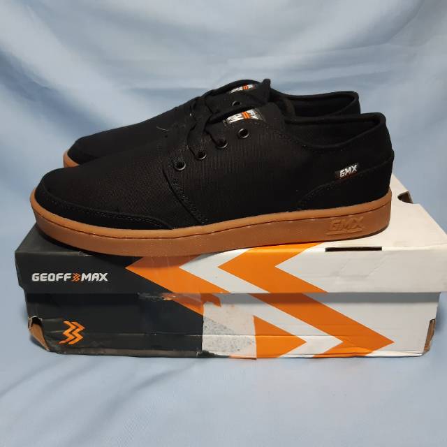 Geoff max authentic black gum