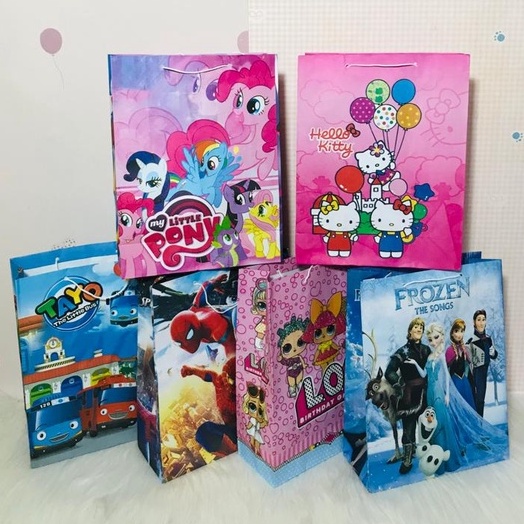 

Paperbag Ultah Karakter Isi 10 Pcs
