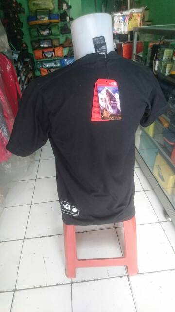 Kaos tnf lokal