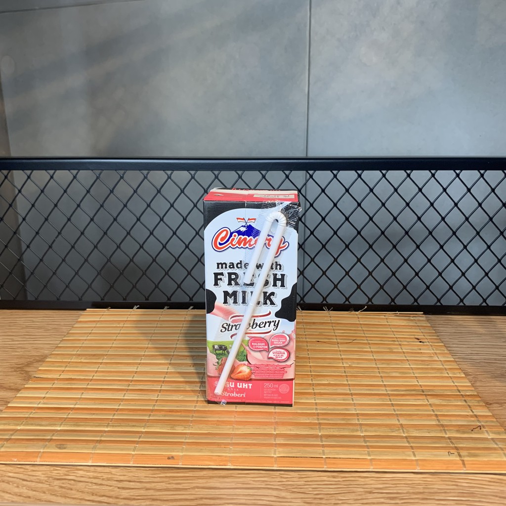 

Cimory UHT Strawberry 250ml (pcs)