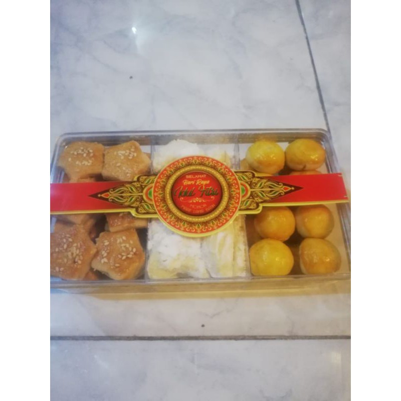 

Kue Lebaran 3 sekat