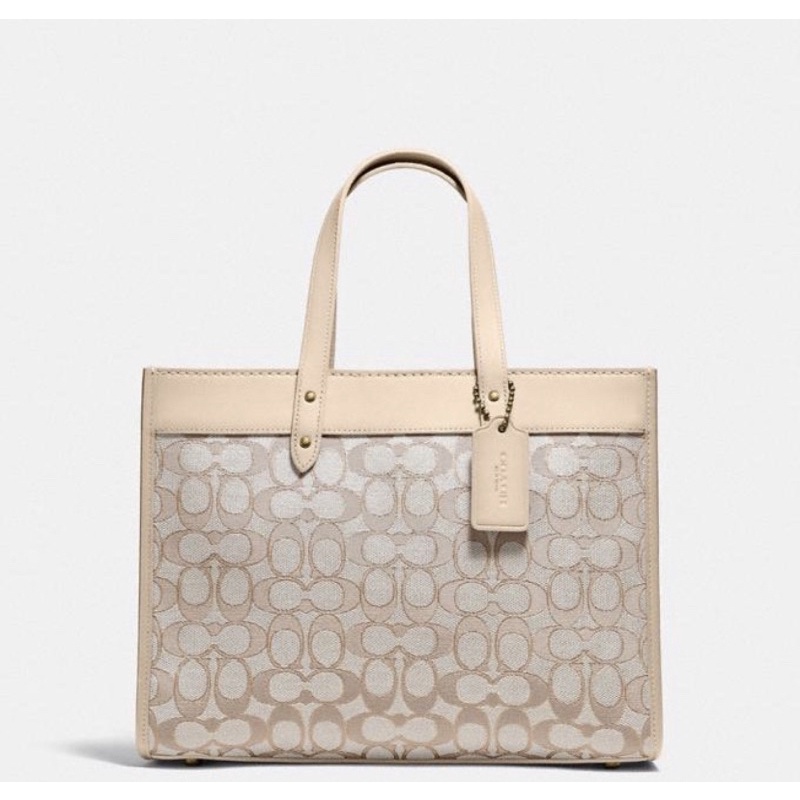 Coach Field Tote 30 In Signature Jacquard (C3282)