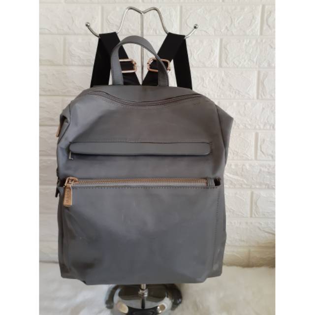 Preloved Tas Ransel Fladeo