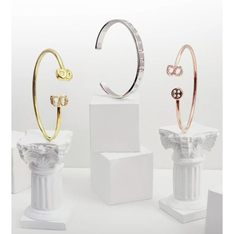 SALE SIGNATURE BANGLE by BUTTONSCARVES (GELANG BUTTONSCARVES)