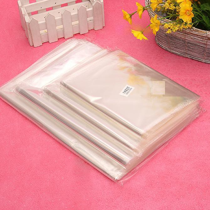 

P 35 X 50 |Kantong Kado, Plastik Hadiah, Plastik Kado Motif Bingkisan