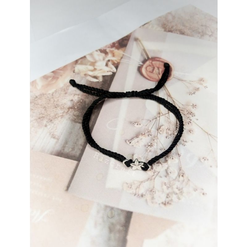 Gelang Benang hitam Charm Star Bronze dan Silver