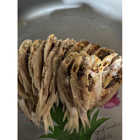 

IKAN ASIN KUNIRAN BELAH/KUALITAS SUPER