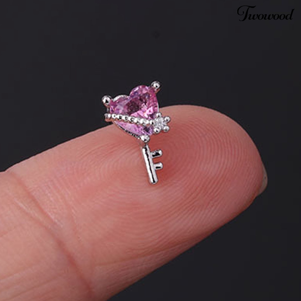 1 Pc Anting Stud Mini Bentuk Hati Aksen Berlian Imitasi Untuk Wanita