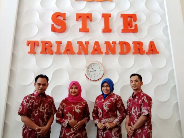 Couple Batik Seragam Kantor Motif Seno Biru 2197