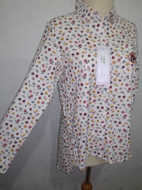 Kemeja Nevada Disney