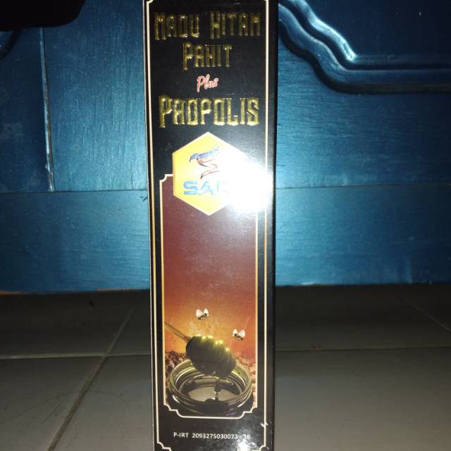 

Madu hitam pahit plus propolis