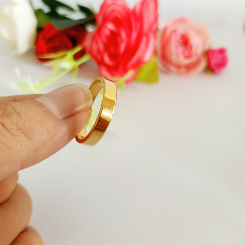 CINCIN TITANIUM GOLD KOTAK PRIA/WANITA 3mm