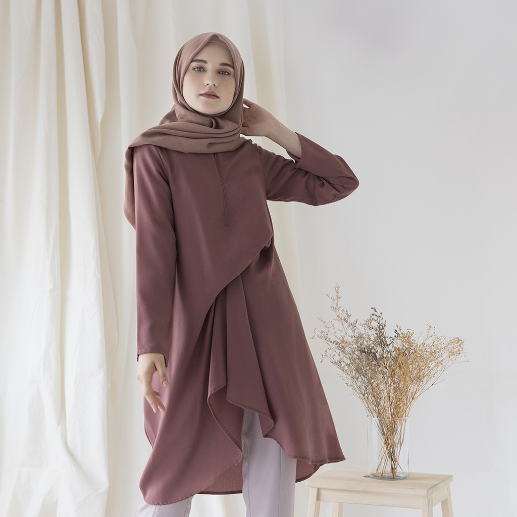 Naraya by Aska Label - Tunik busui frienldy dengan detil draperi warna Raspberry, Burgundy, Black, Indigo, Taupe, Lilac