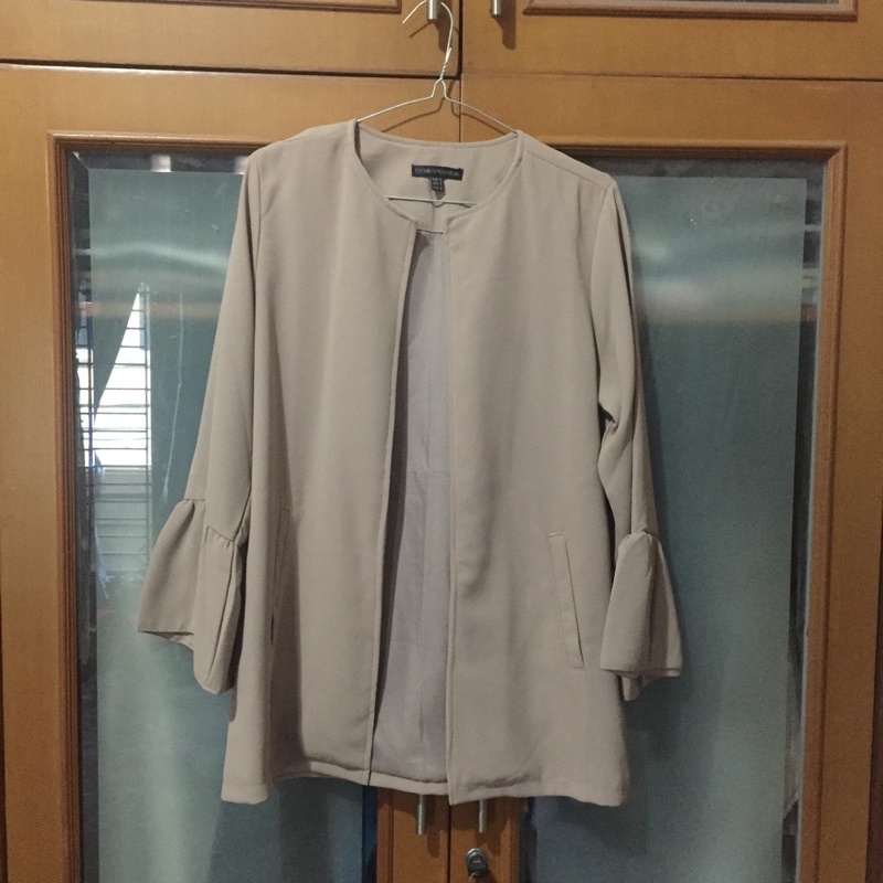 Blazer lookboutiquestore (preloved)