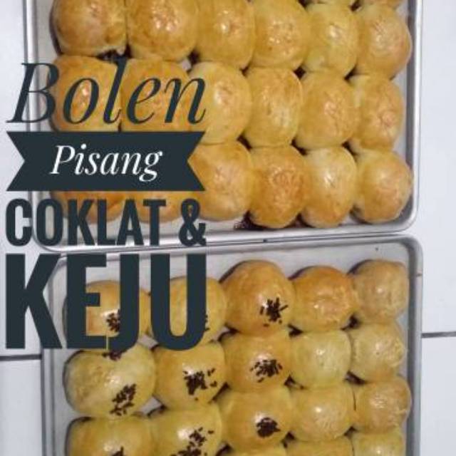 

Bolen Pisang Coklat Fresh From Oven rasanya mirip seperti Bolen Kartika Sari / Cemilan Murah