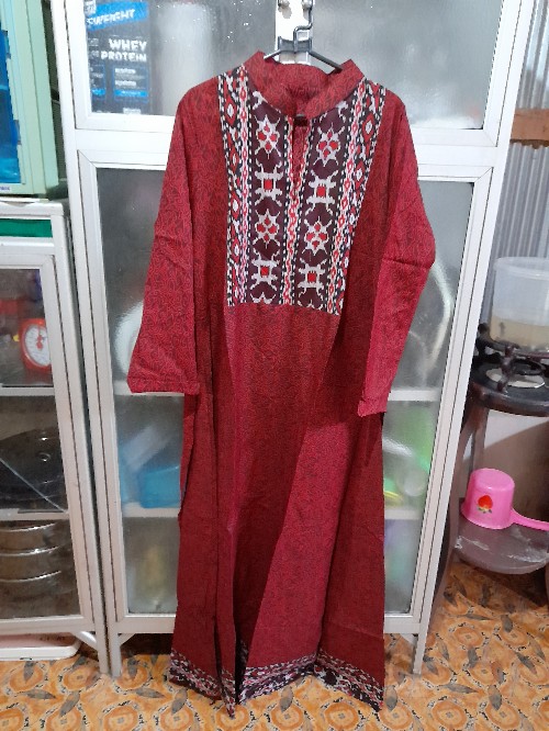 Batikmurahsekali Batik Couple Keluarga Motif  Mega Mendung Abang