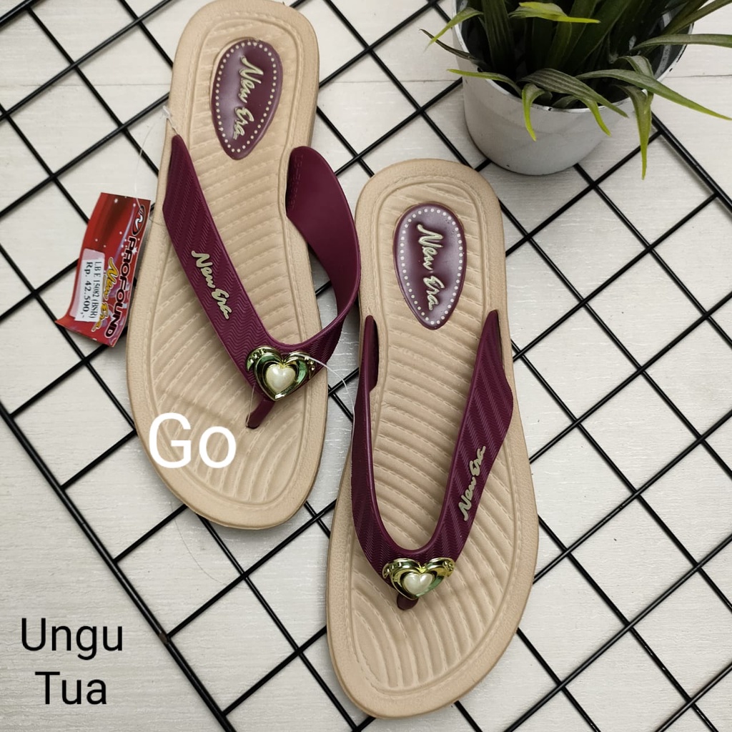 BB  NEW ERA LB E15082 Sandal Jepit Wanita