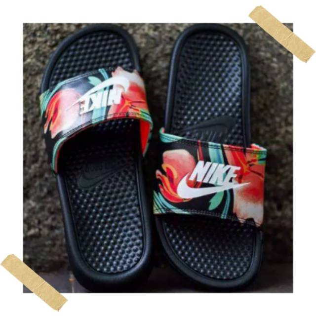 nike benassi swoosh black