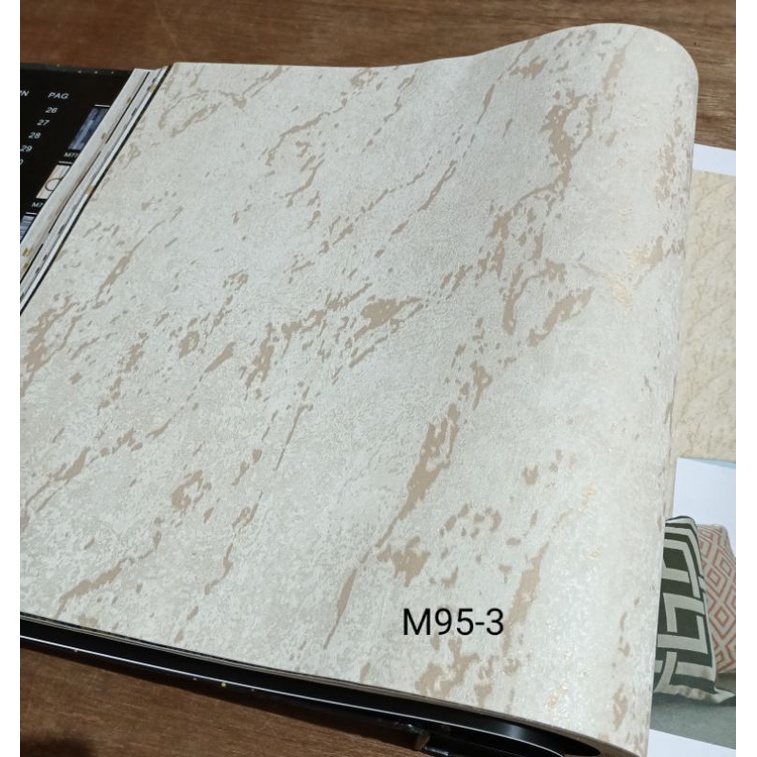 wallpaper dinding motif marmer gold hitam