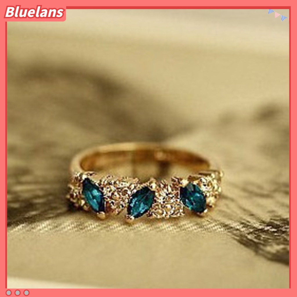 Bluelans Cincin Bahan Alloy Hias Permata Imitasi Warna Hijau Untuk Wanita