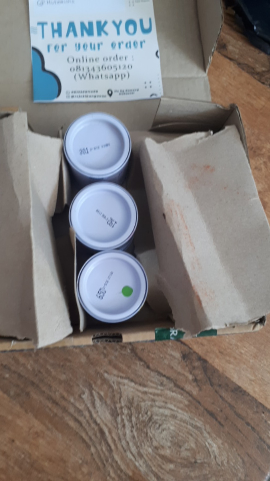 Avian Cat Kayu Dan Besi Ukuran 0,9liter/ Cat Kayu Dan Cat Besi 0,9liter