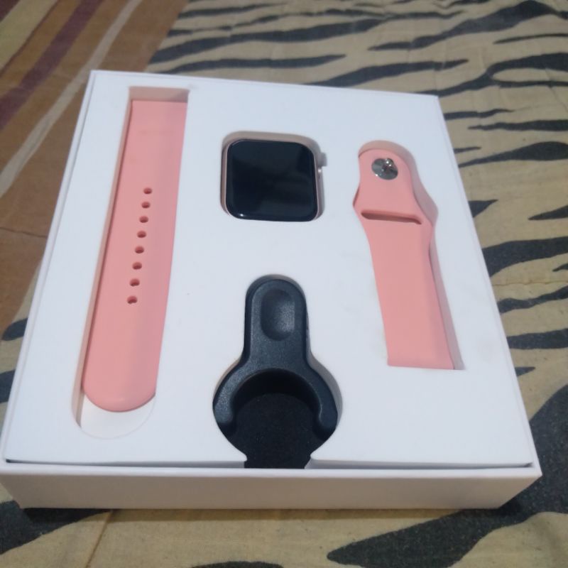 Inone Smartwatch for iOS and Android Waterproof FULL SET Preloved