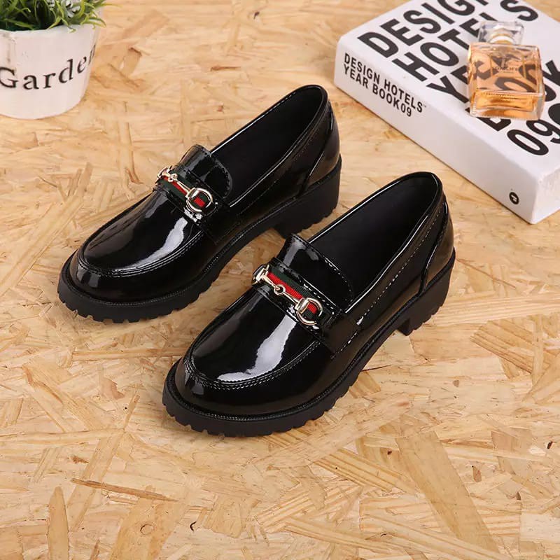 SEPATU WANITA NAYLA BLACK / DOCMART LOEFERS FMS 092