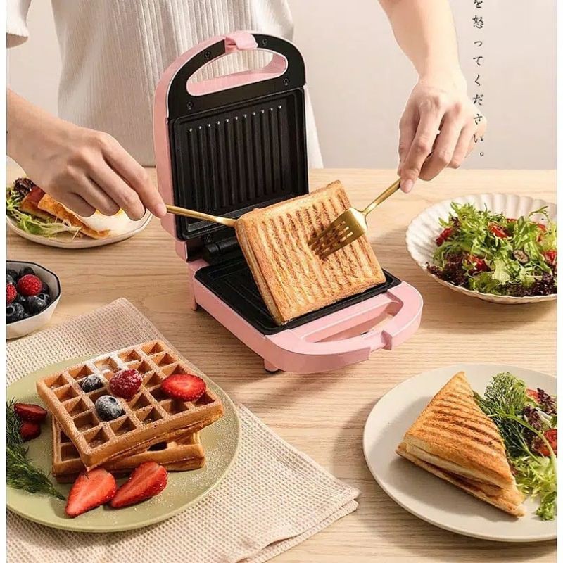 SANDWICH MAKER / SANDWICH TOASTER