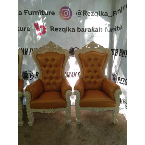 Kursi syahrini pendek gold