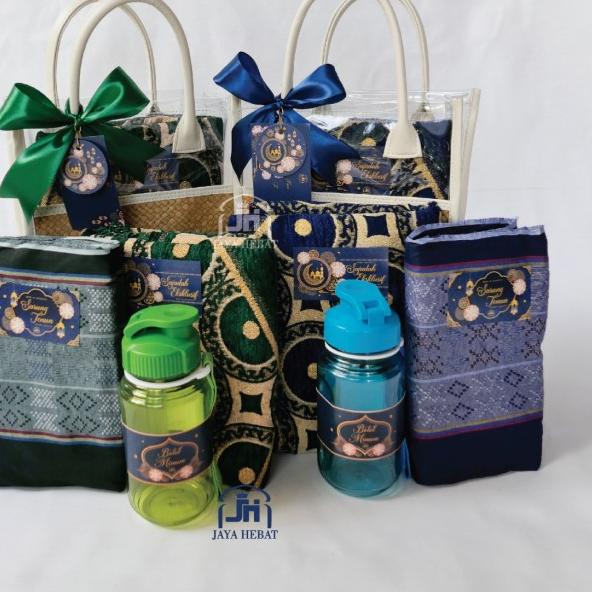 

◘ HAMPERS LEBARAN IDUL FITRI SAJADAH BOX BIRU 1 - Biru, Tanpa Botol ✾