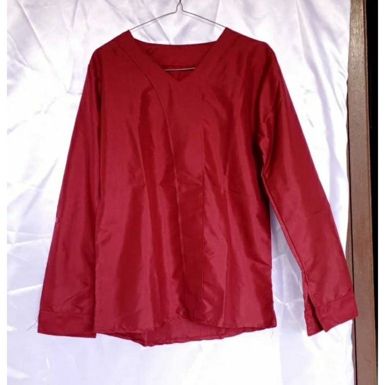 blouse merah maroon