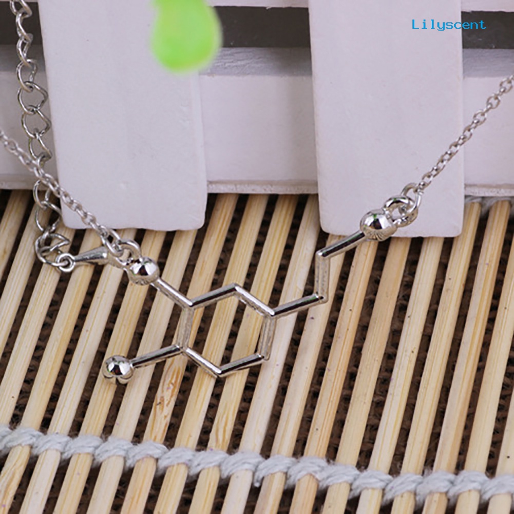 Kalung Dengan Liontin Molekul DNA Serotonin Dopamine Acetylcholine Biochemistry