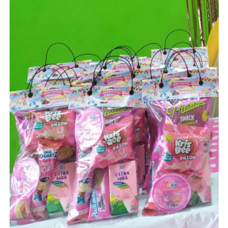 

Label snack ultah / bingkisan plastik / plastik snack ulang tahun ukuran 15cm isi 24pcs