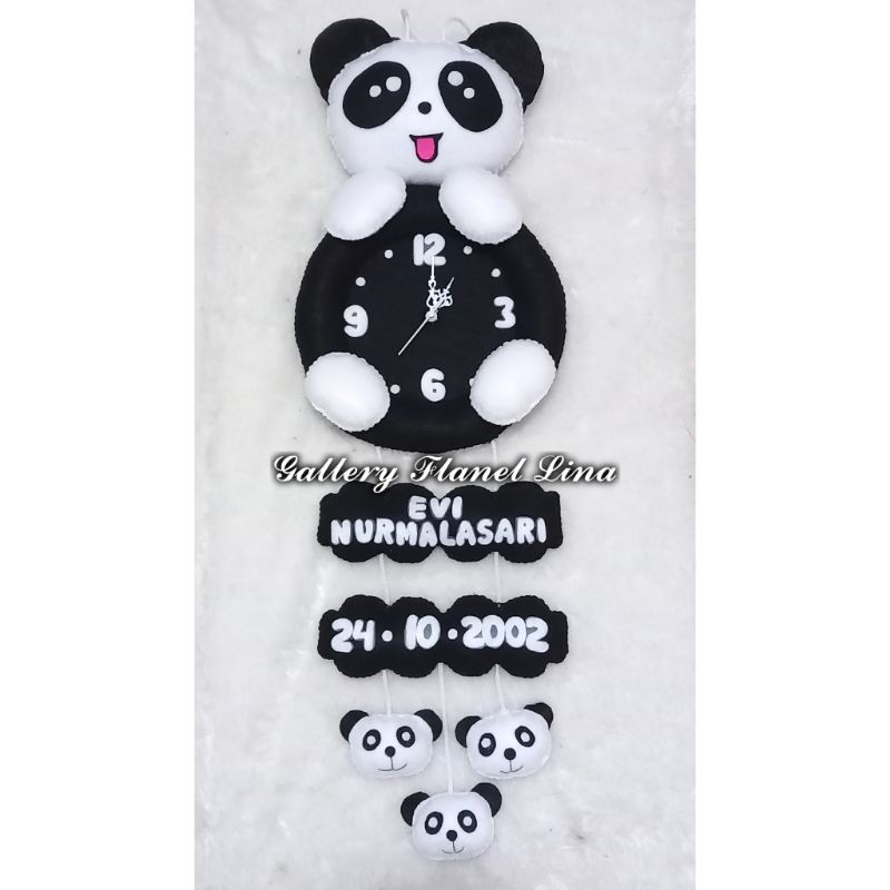 jam dinding karakter panda