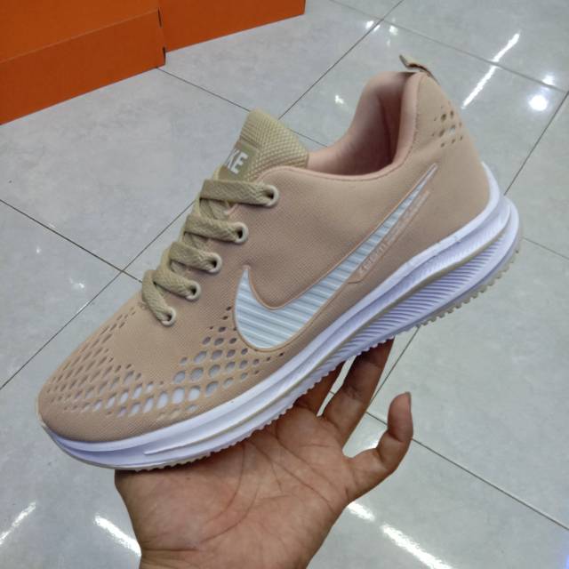 Sepatu senam sepatu joging separu lari separu sport separu olahraga sepatu wanita sepatu cewek