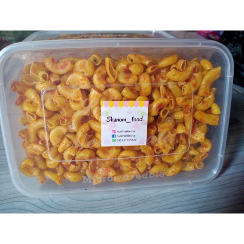 

CEMILAN PEDAS TERLARIS TERENAK MAKRONI KERING ORIGINAL PEDAS GURIH