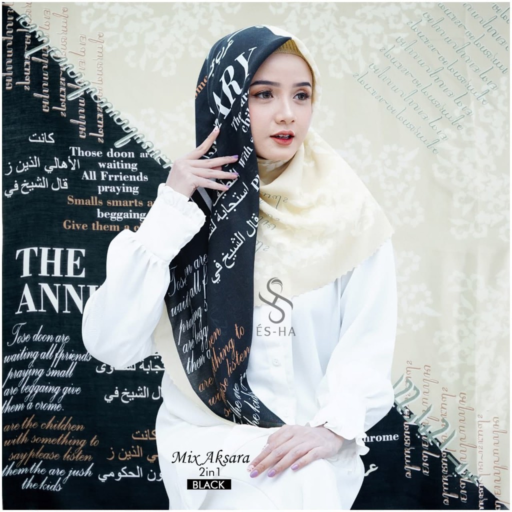 Hijab Segiempat Voal Premium Motif Koran Aksara Jawa // Java News Scarf-MIX AKSARA BLACK