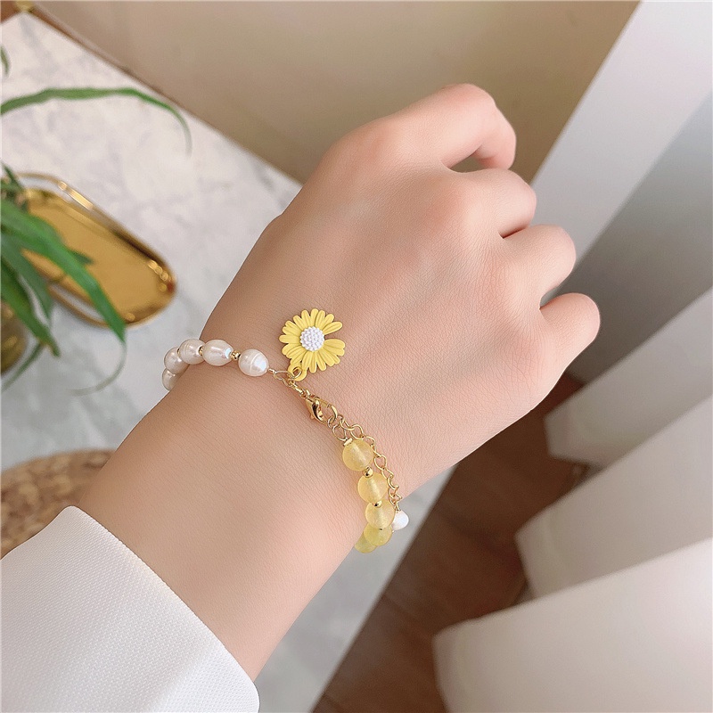 Gaya Korea Dongdaemun yang sama produk elegan little daisy bunga gelang wanita in Dingin gaya gelang