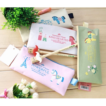 

TEMPAT PENSIL - HORSE
