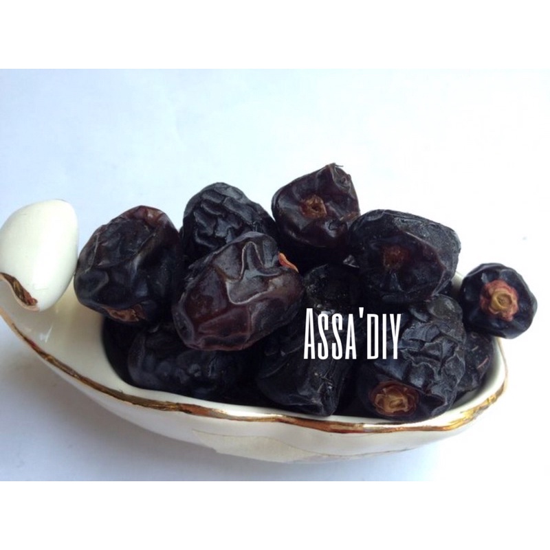 

Kurma AJWA 1 KG / Kurma Nabi Asli Original Madinah