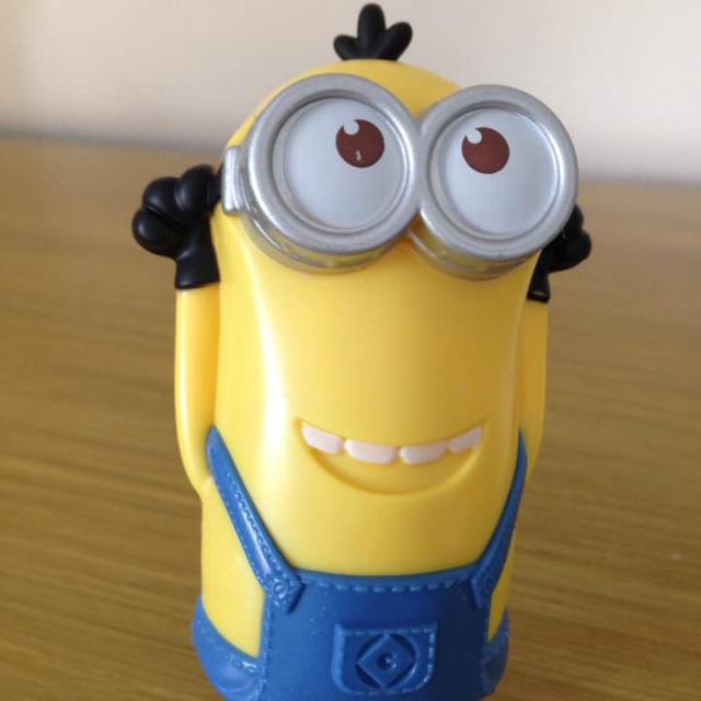 "PASS THE MINION" happy meal mcd Despicable me 2017 Australia version